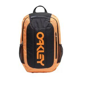 Oakley Enduro 3.0 20L Backpack, Color: Soft Orange